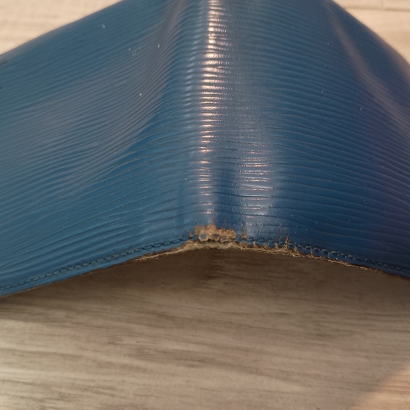 Authentic Louis Vuitton Epi Portefeuille Marco Wallet Purse Blue - Picture 3 of 13